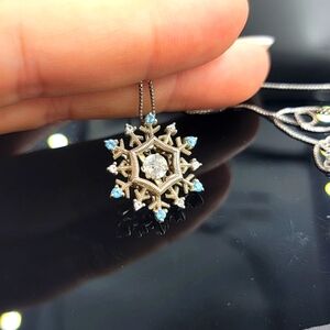 Snowflake ❄️ necklace